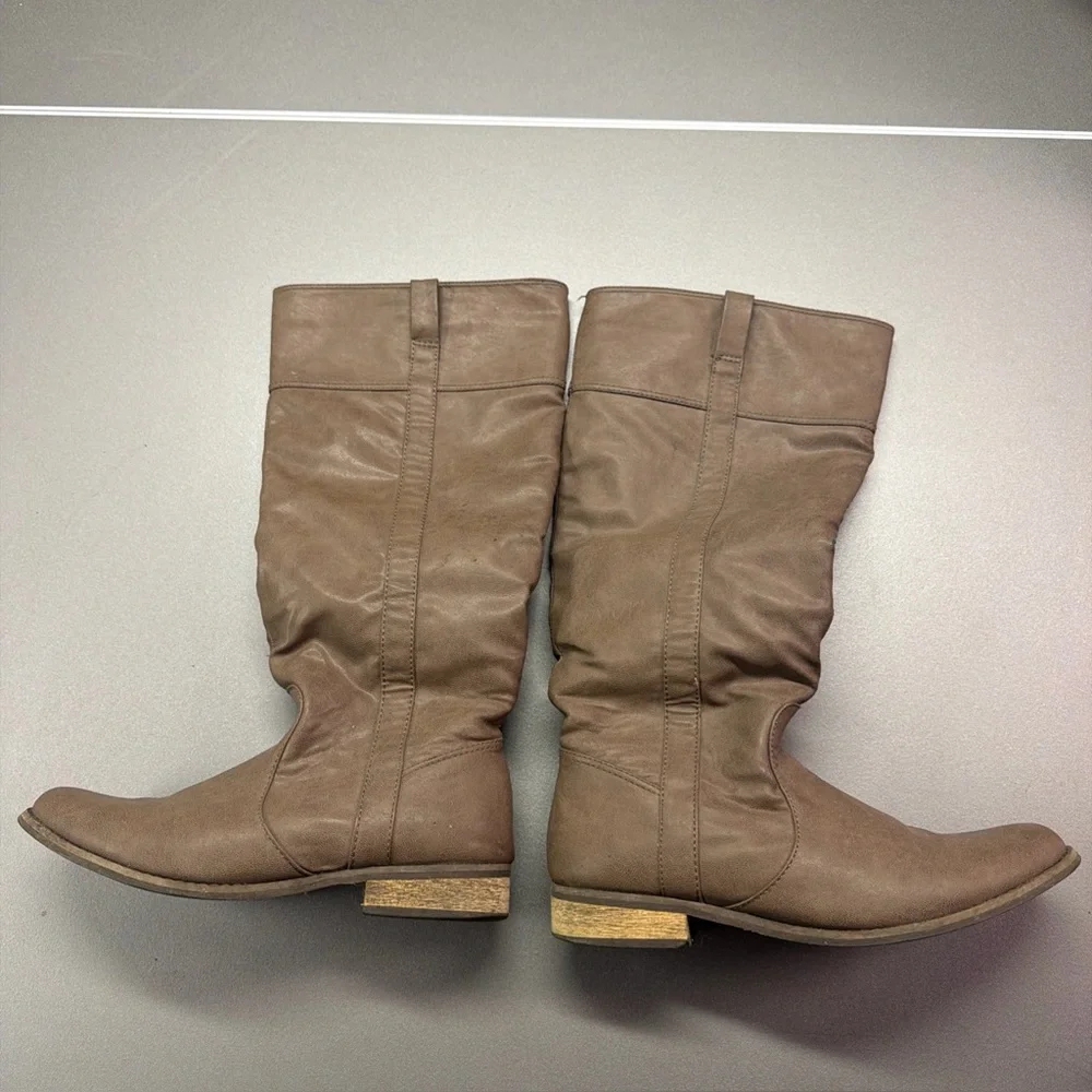 Rampage Women's Intense Knee-High Casual Tall Riding Boots Brown‎ Size 8M